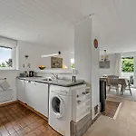 بيت للعطل Cozy Home, Located In The Peaceful Area Of Klegod - 1038