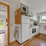 Cozy Home, Located In The Peaceful Area Of Klegod - 1038 بيت للعطل *