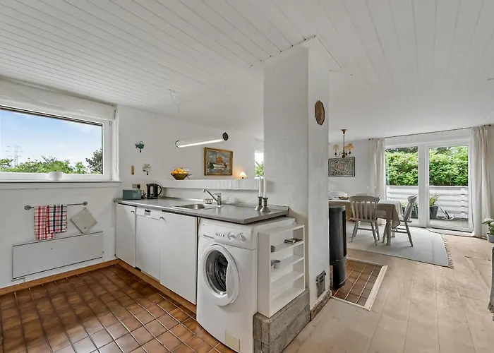 Dom wakacyjny Cozy Home, Located In The Peaceful Area Of Klegod - 1038