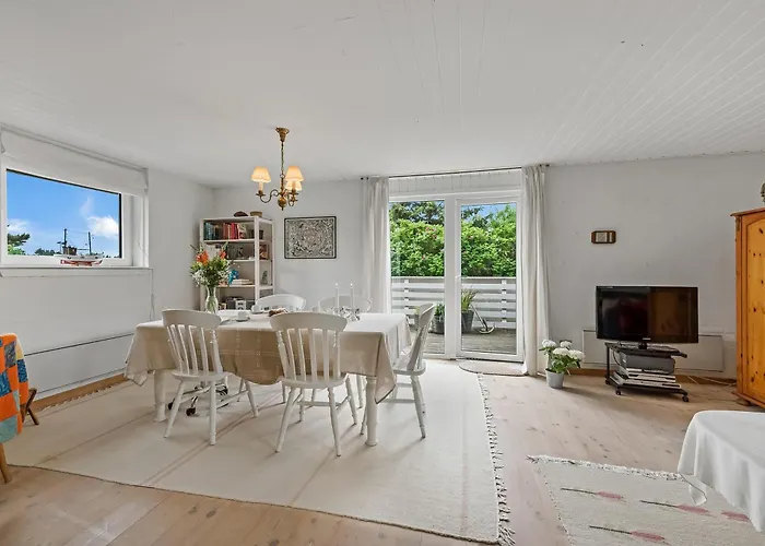 Dom wakacyjny Cozy Home, Located In The Peaceful Area Of Klegod - 1038 *