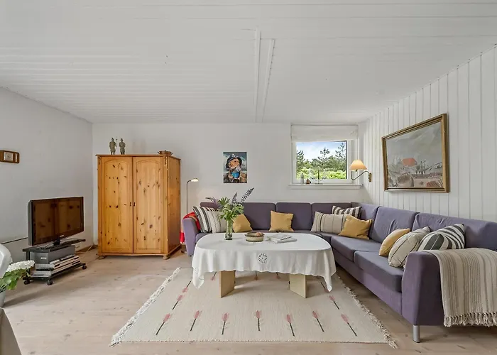 Cozy Home, Located In The Peaceful Area Of Klegod - 1038 * Ringkøbing